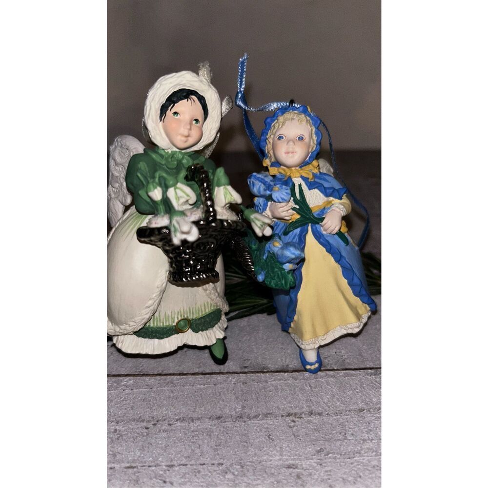 Hallmark Keepsake Ornament Iris Angel/snowdrop Angel 2” tall Vtg 1998 collectors